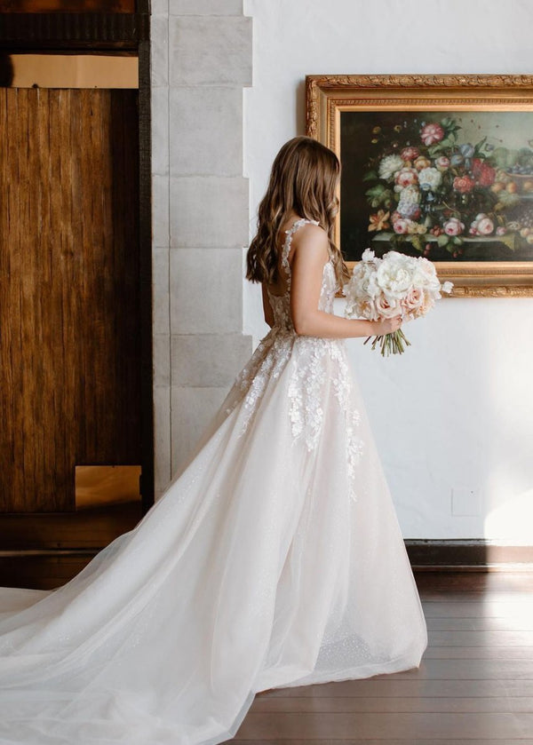Fairy A Line Sweetheart Tulle Wedding Dresses with Appliques