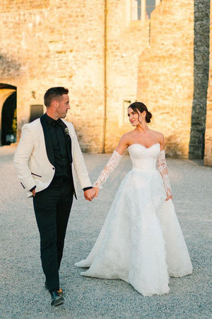 Vintage A-Line Sweetheart White Lace Wedding Dresses with Slit