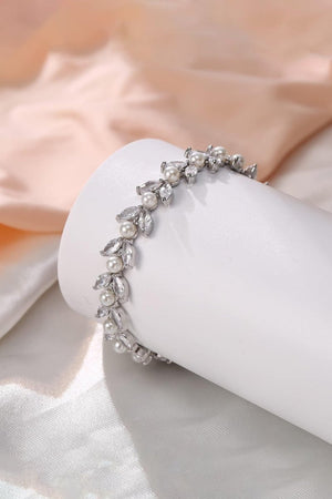 Gold Zirconia Pearl Bracelets with Leaf Filigree