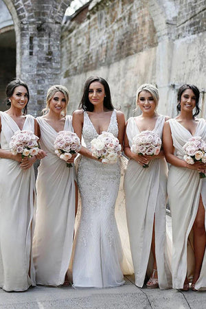 Kerli | Ivory Sheath Chiffon Ruched Long Bridesmaid Dress with Slit