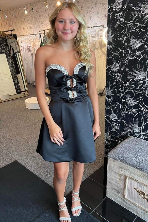 Octaviana | Black - Strapless A-Line Beaded Satin Homecoming Dress With Bow