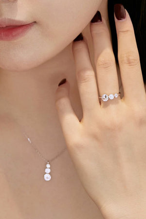 Round - Cut Three Sparkle Zircon Ring - KissProm