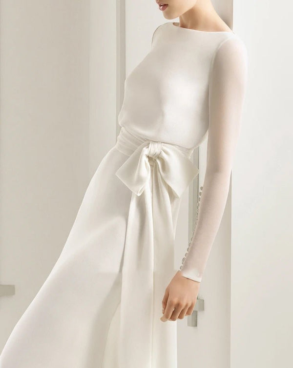 Simple Modest Chiffon Long Sleeve Wedding Dress With Decoratived Buttons and Bow