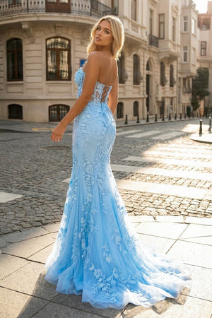 Mermaid Strapless Lace Prom Dress With Appliques - KissProm