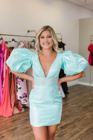 Sparkly Puff Sleeves Tight Short Homecoming Dress with Beading