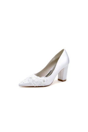 Sweet Pointed Toe Chunky Heels with Lace - KissProm