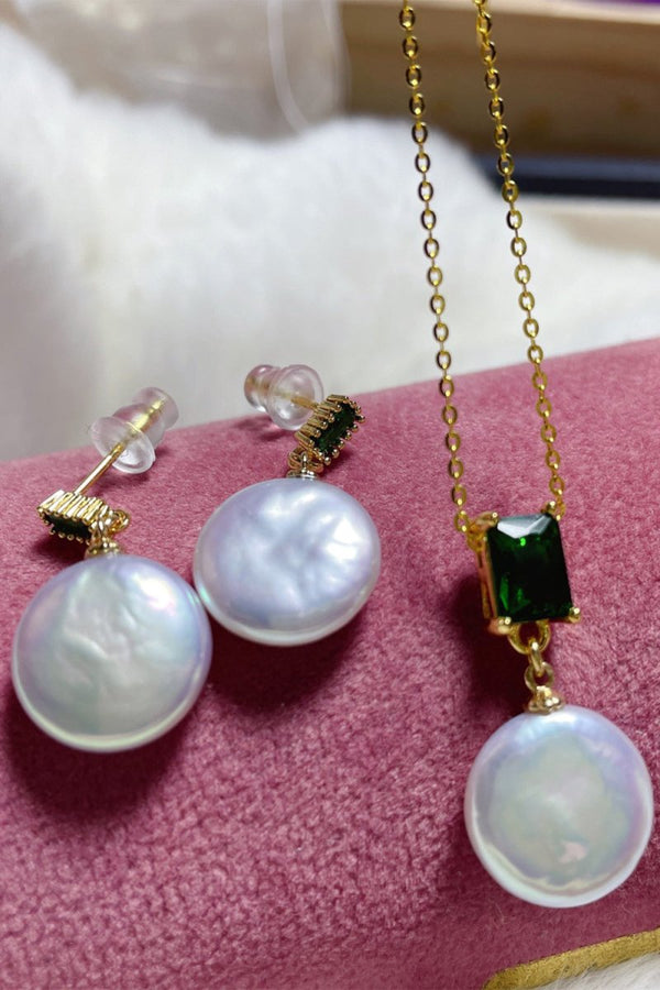 White Pearls Earings and Necklace - KissProm